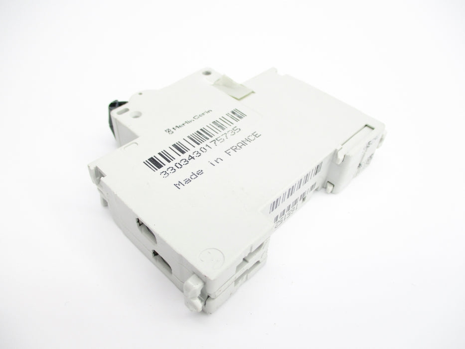 SCHNEIDER ELECTRIC 17573 16A 230V UNMP
