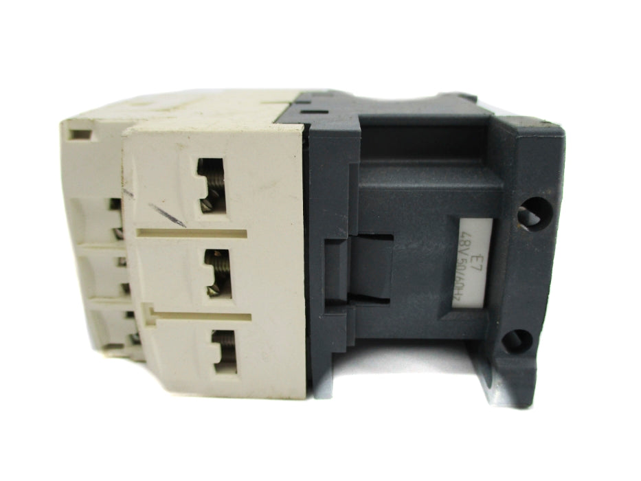 SCHNEIDER ELECTRIC CAD50E7 48V (AS PICTURED) UNMP