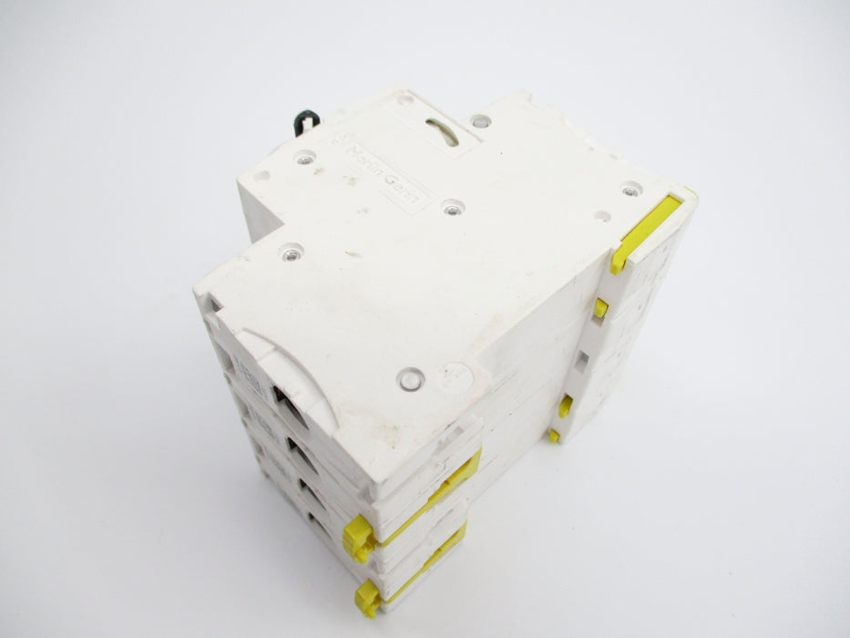 SCHNEIDER ELECTRIC A9F89432 32A 400V UNMP