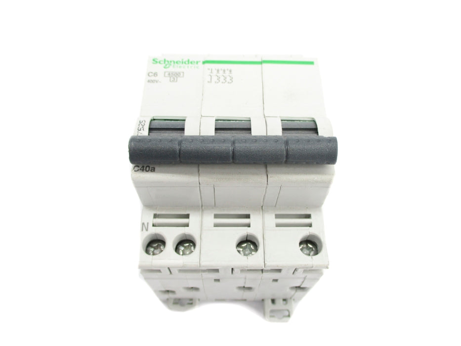 SCHNEIDER ELECTRIC 17525 6A 400V UNMP