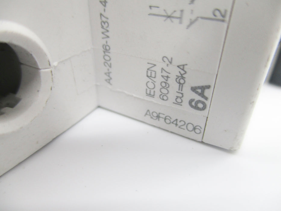 SCHNEIDER ELECTRIC A9F64206 6A 400V UNMP