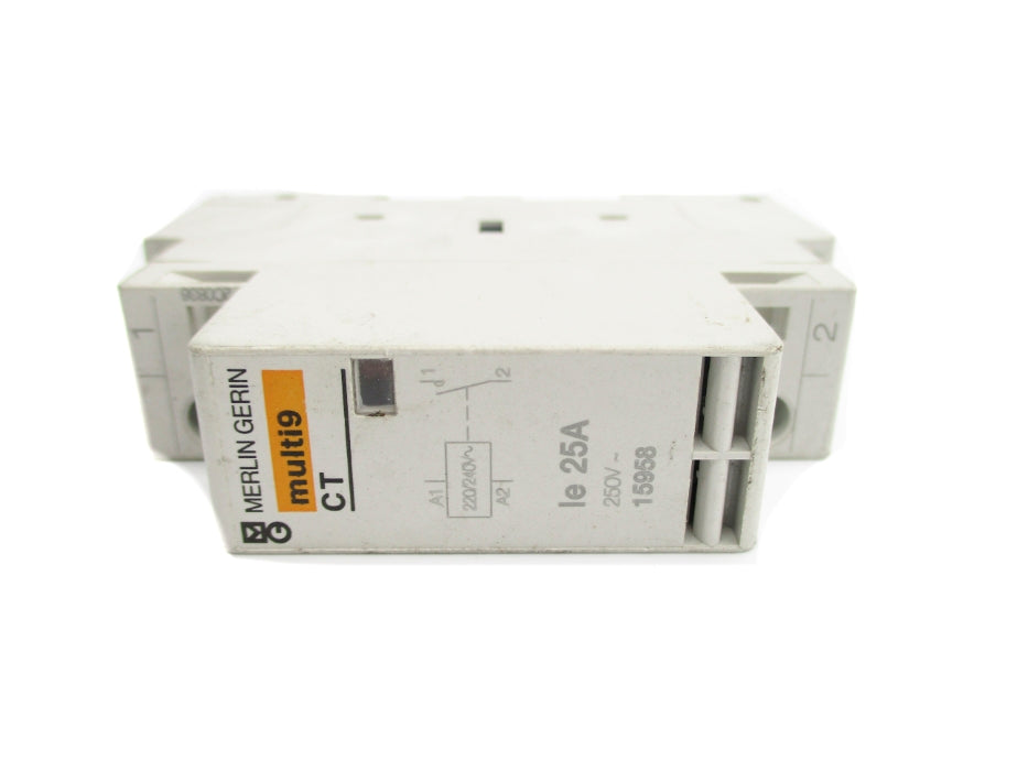 MERLIN GERIN 15958 220/240V UNMP