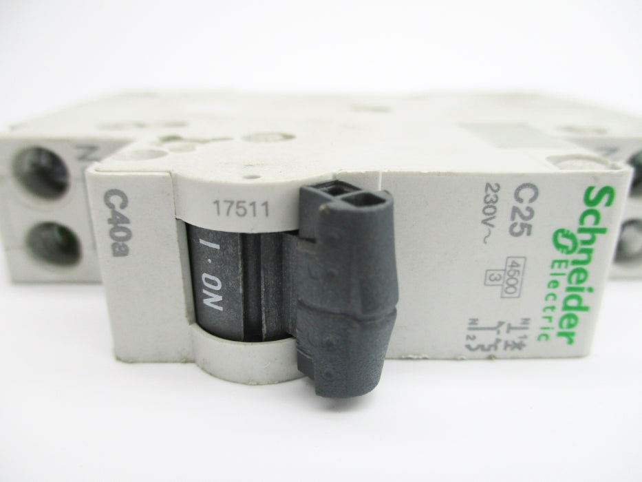 SCHNEIDER ELECTRIC 17511 25A 230V UNMP