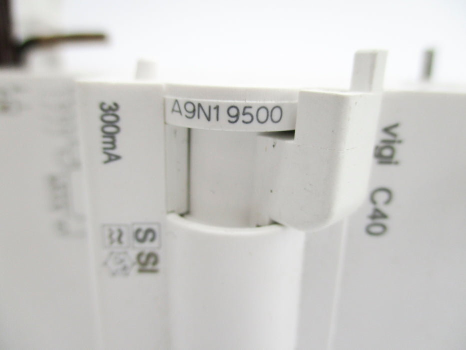 SCHNEIDER ELECTRIC A9N19500 UNMP