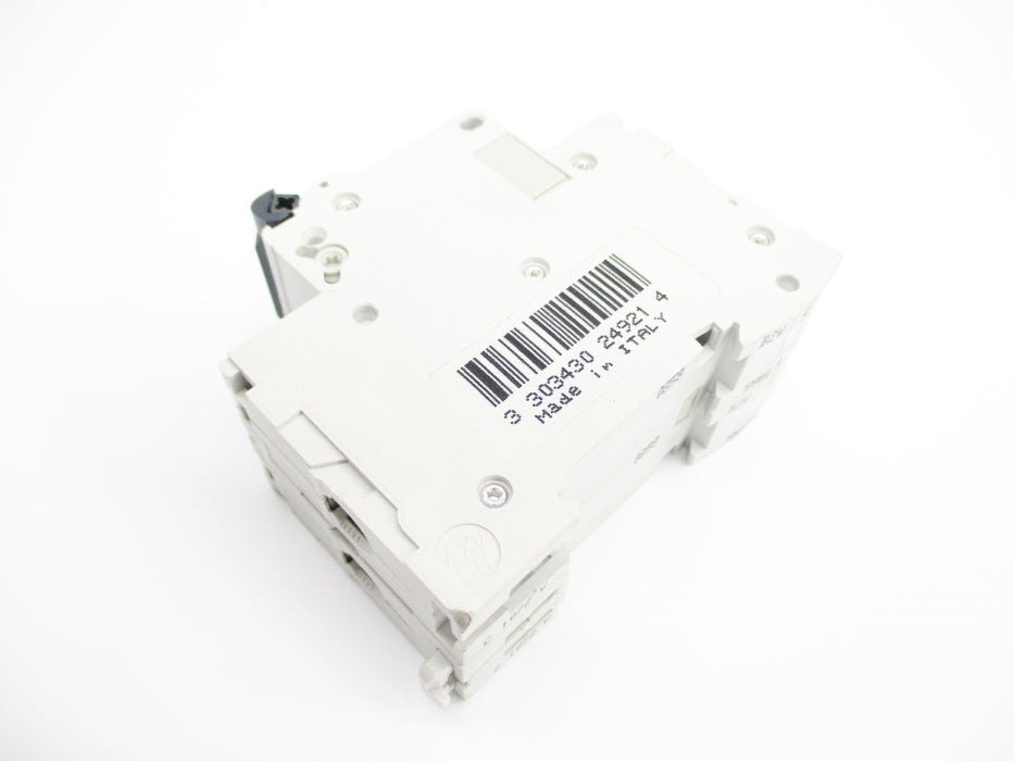 SCHNEIDER ELECTRIC 24921 20A 400V UNMP