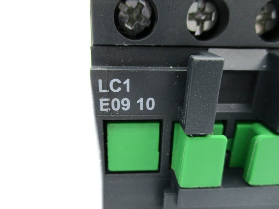 SCHNEIDER ELECTRIC LC1E0910M7 220V NSNP