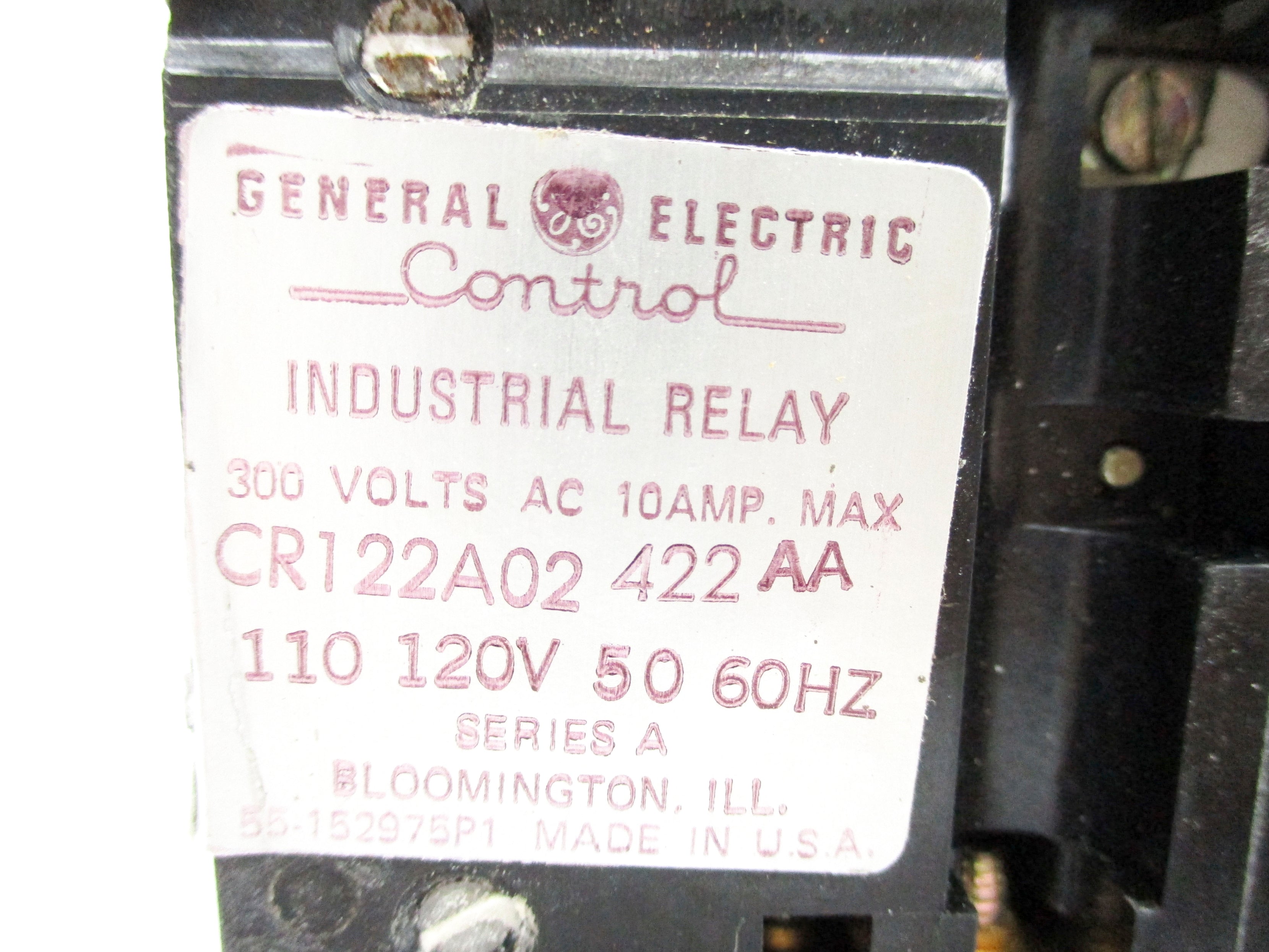 GENERAL ELECTRIC CR122A02422AA SER. A 110/120V 10A NSNP