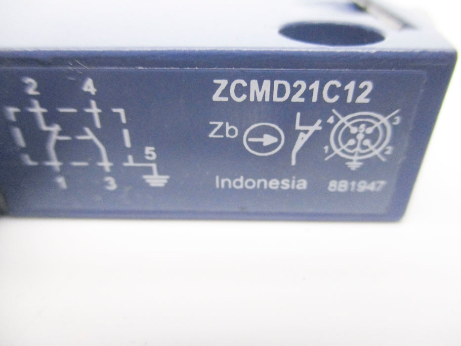 TELEMECANIQUE ZCMD21C12 60VAC 4A NSNP