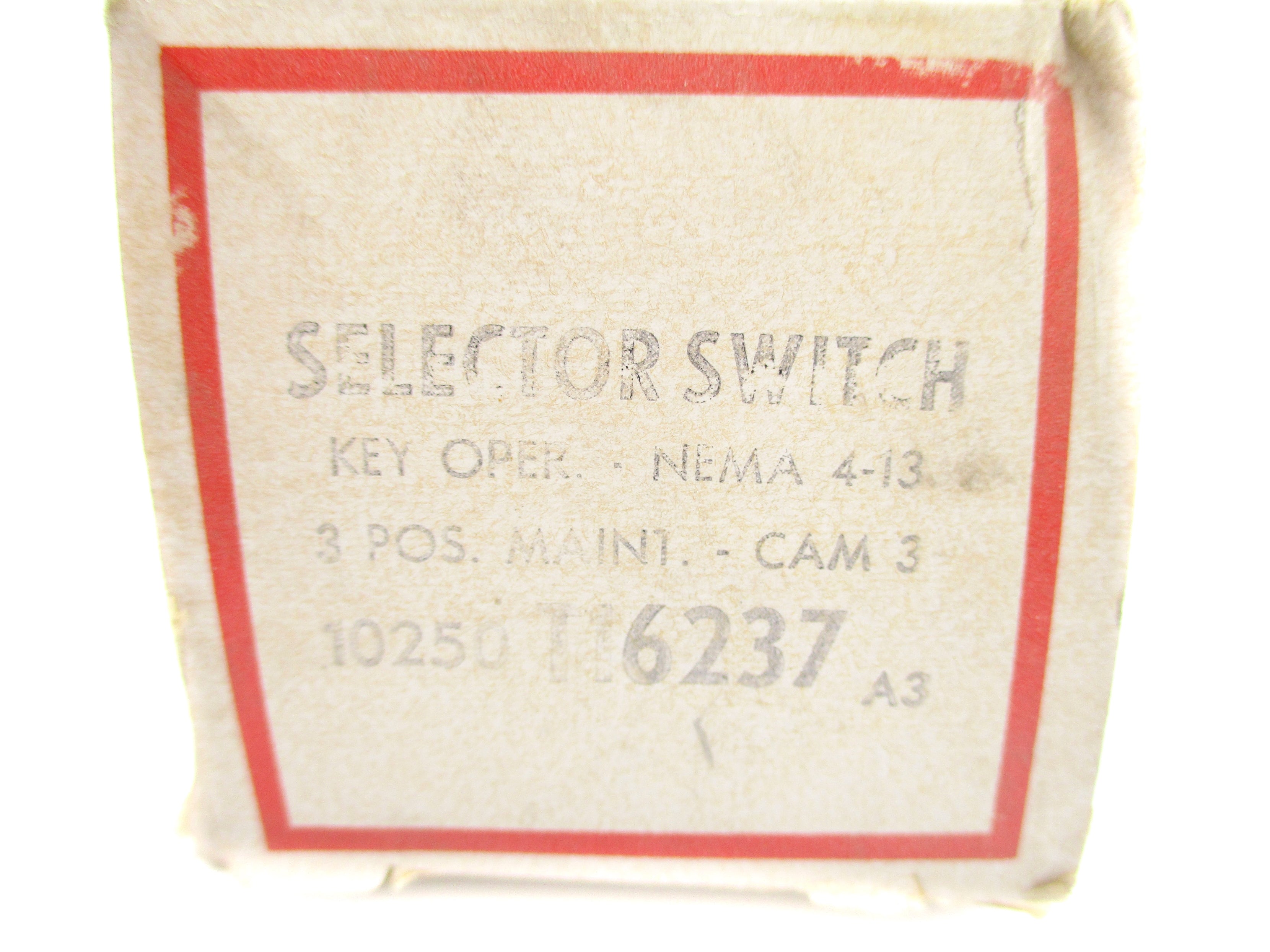 CUTLER HAMMER 10250116237 SER. A3 (NO KEY) NSMP