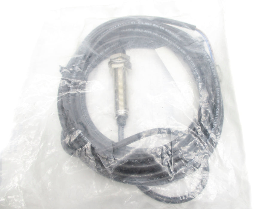 ALLEN BRADLEY 872C-D4NP12-E5 SER. D NSMP
