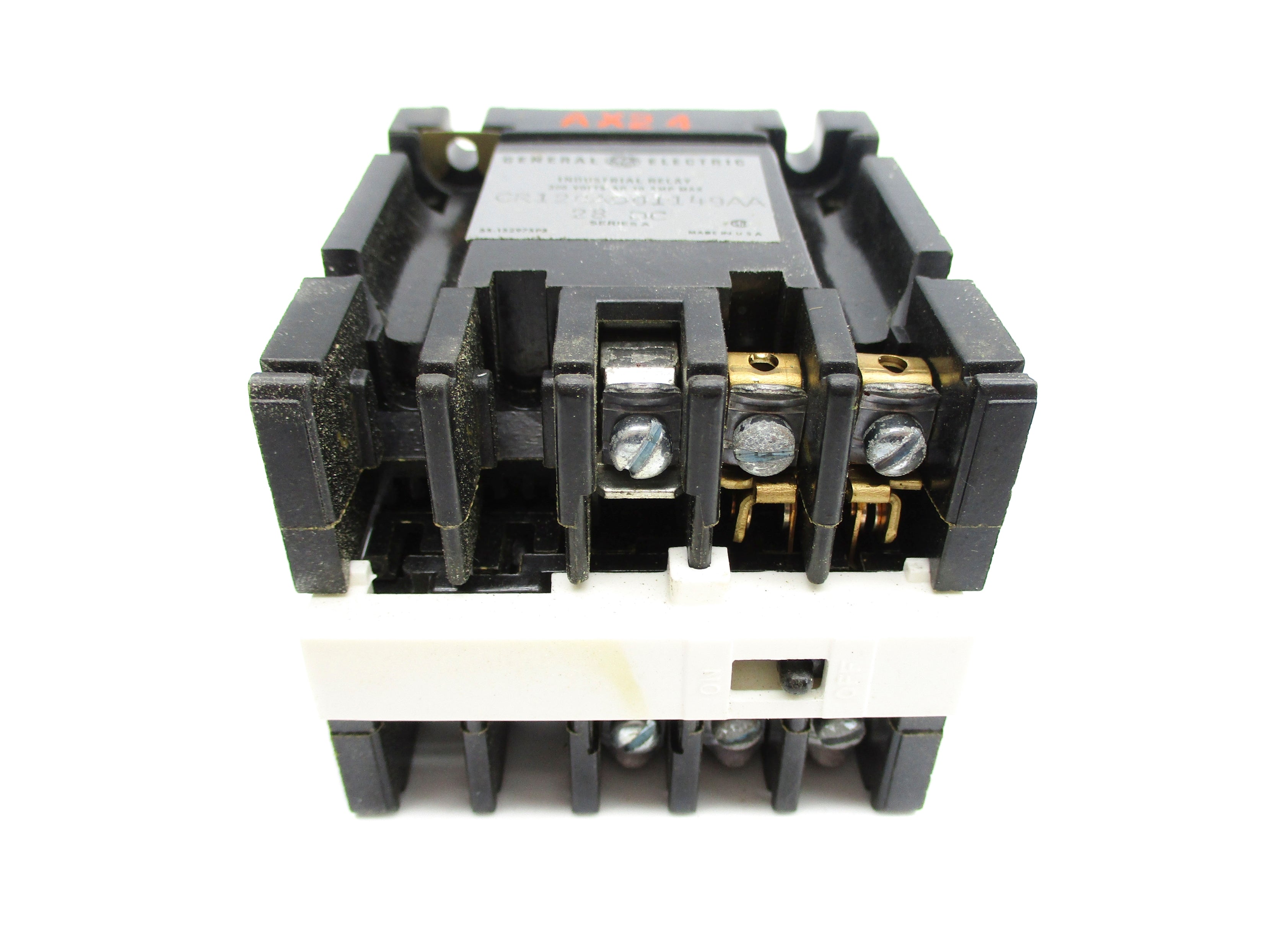 GENERAL ELECTRIC CR120AD01149AA SER. A 28VDC 10A NSNP