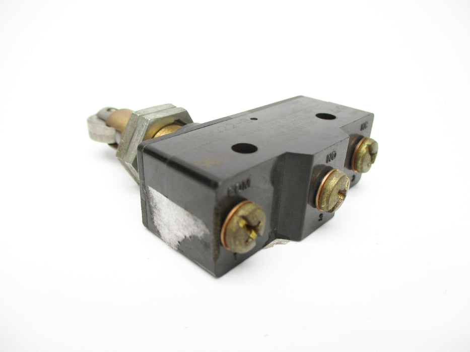 OMRON Z-15GQ22-B 480VAC 15A UNMP