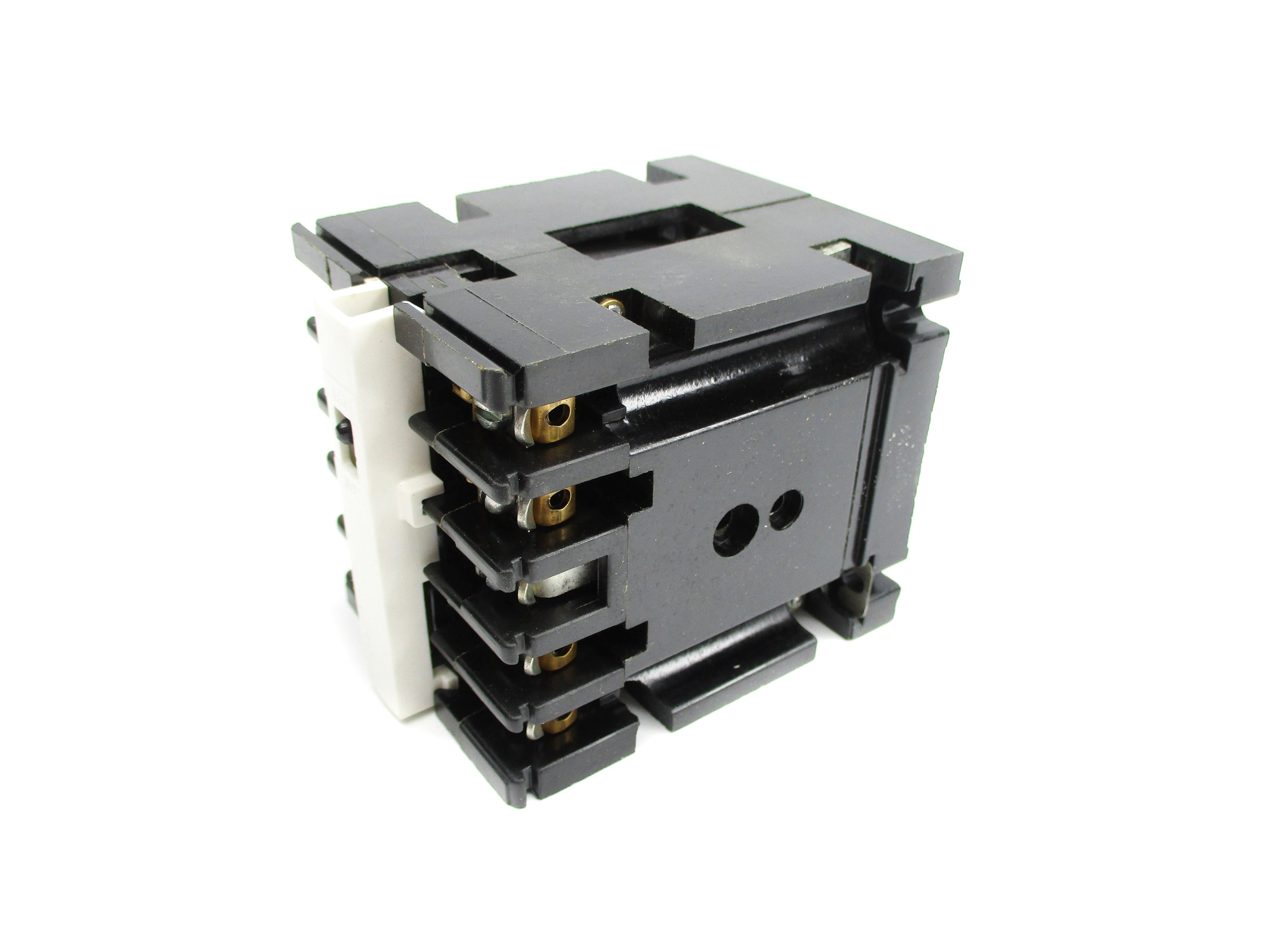 GENERAL ELECTRIC CR120A04007AA SER. A 110V 10A NSNP