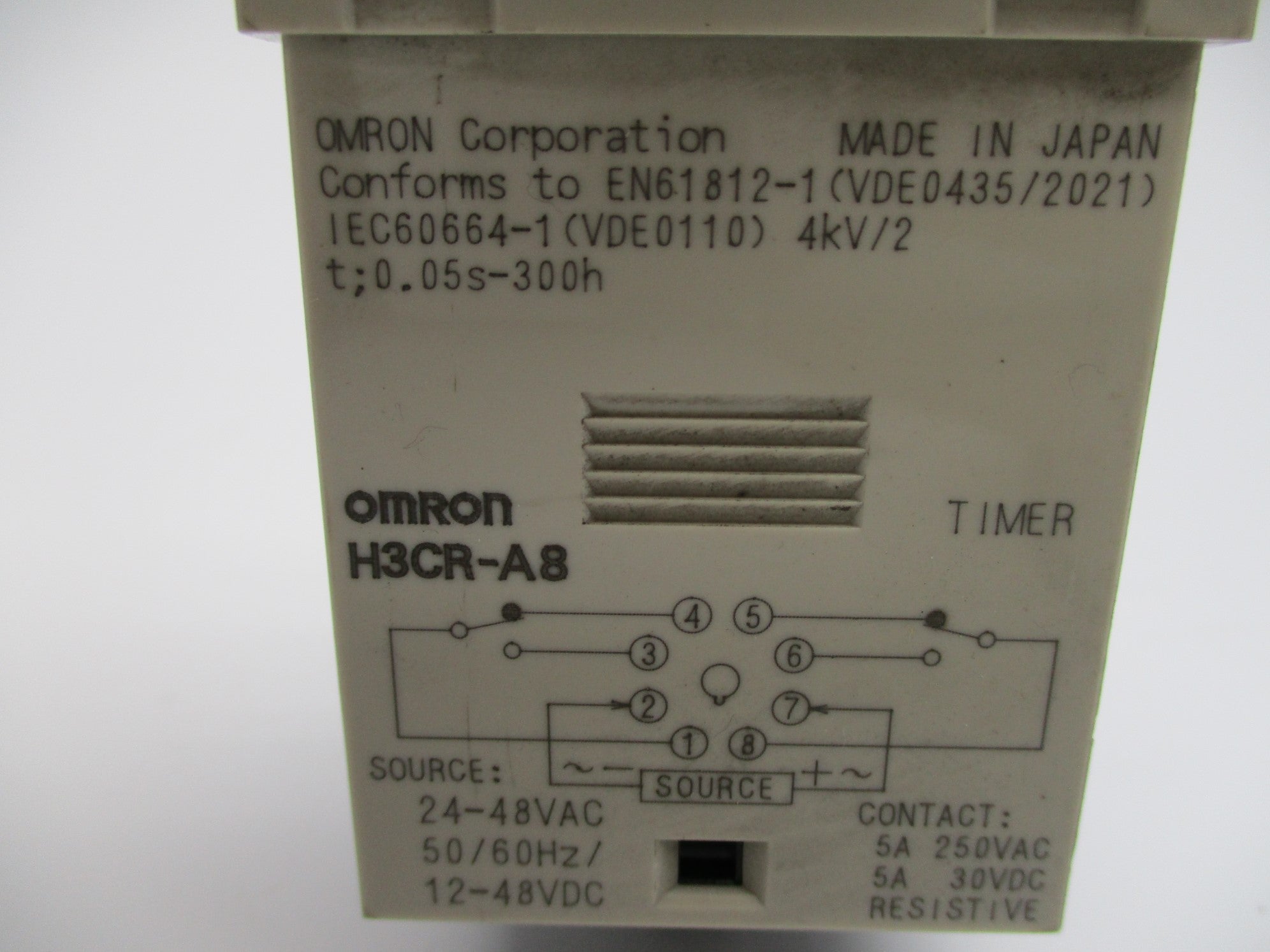 OMRON H3CR-A8 0.05S-300H 12/48VAC/DC 5A NSNP