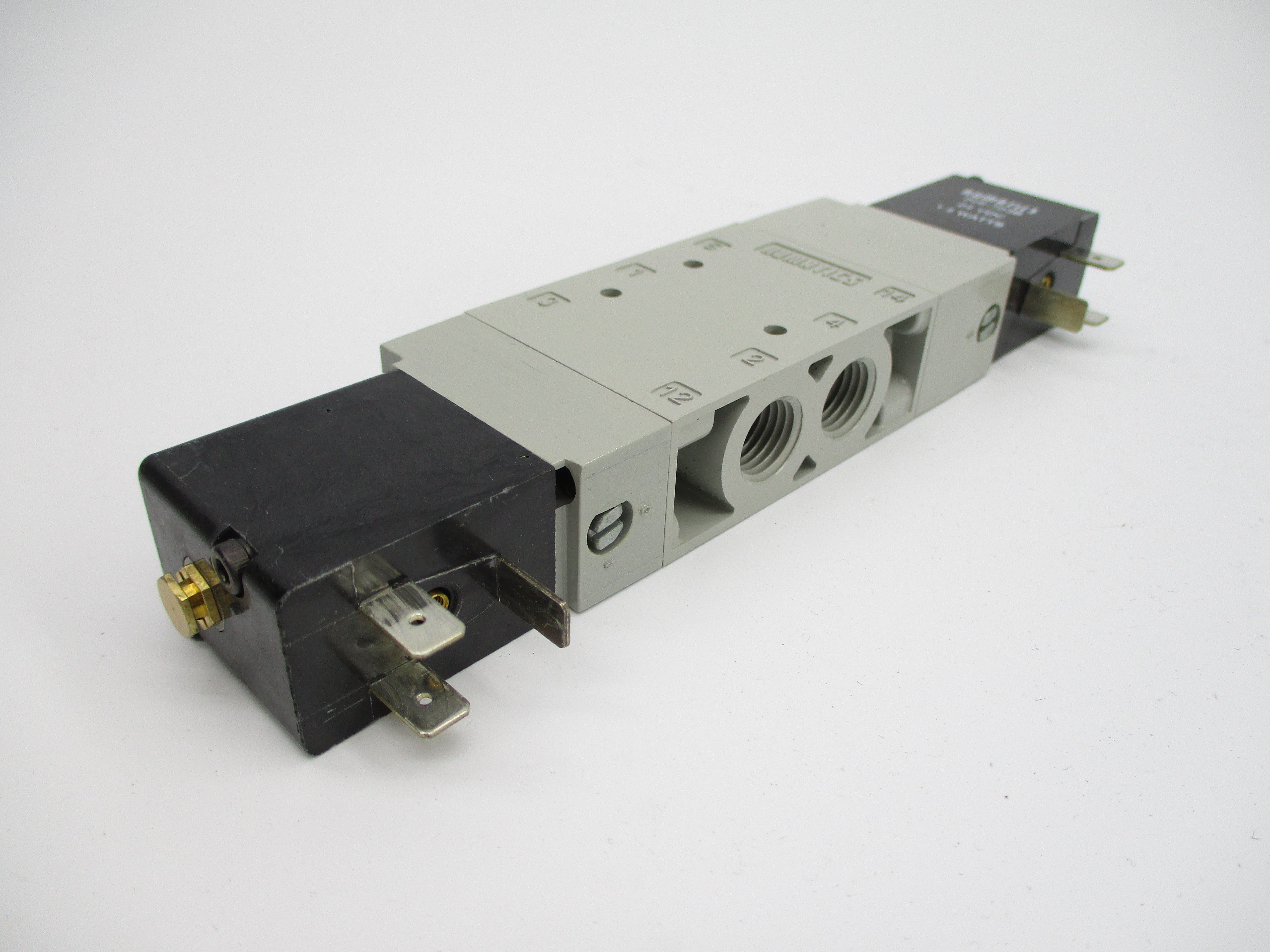 NUMATICS L12BB452B017G61 14.5-120PSIG 24VDC NSNP