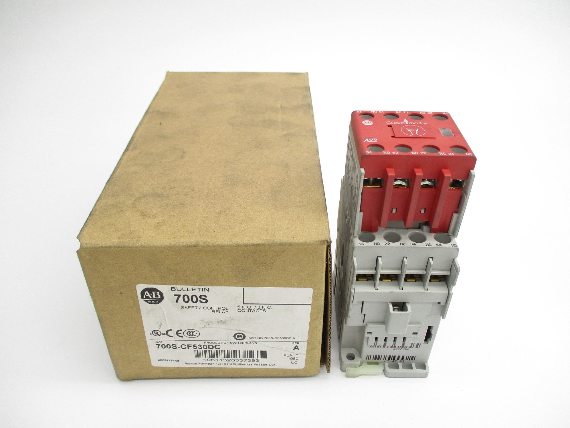 ALLEN BRADLEY 700S-CF530DC SER. A 110/120V (BR/WH) NSMP