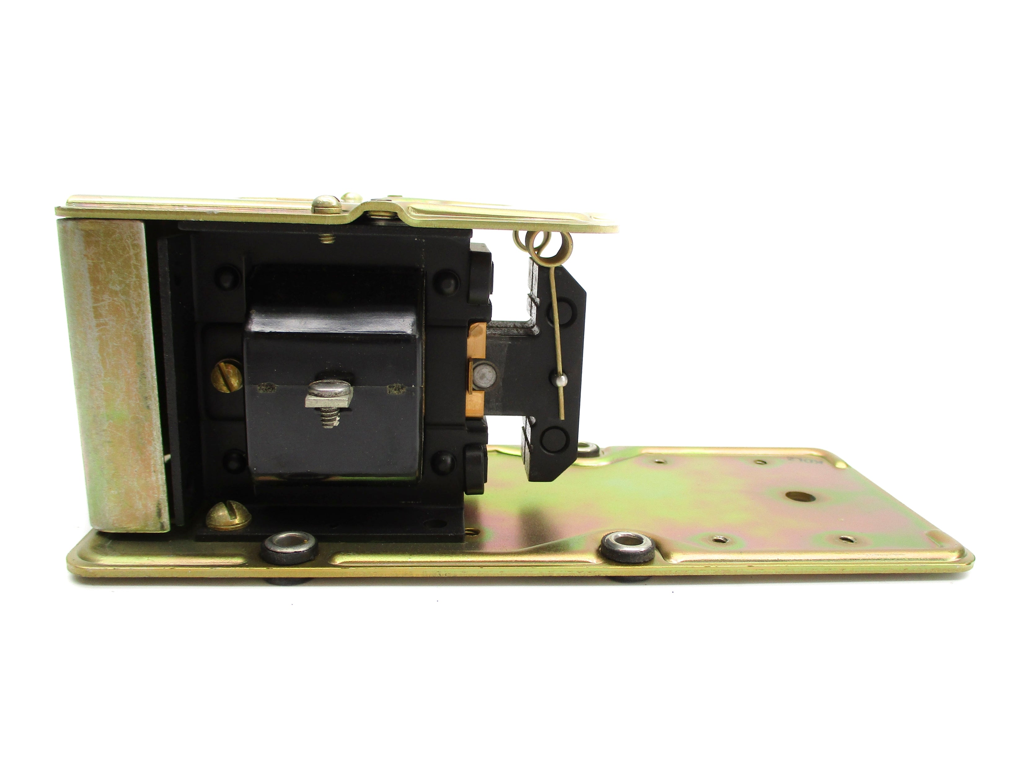 INDUSTRIAL SPARE PART 849-ZOM32 SER. B 110V NSNP
