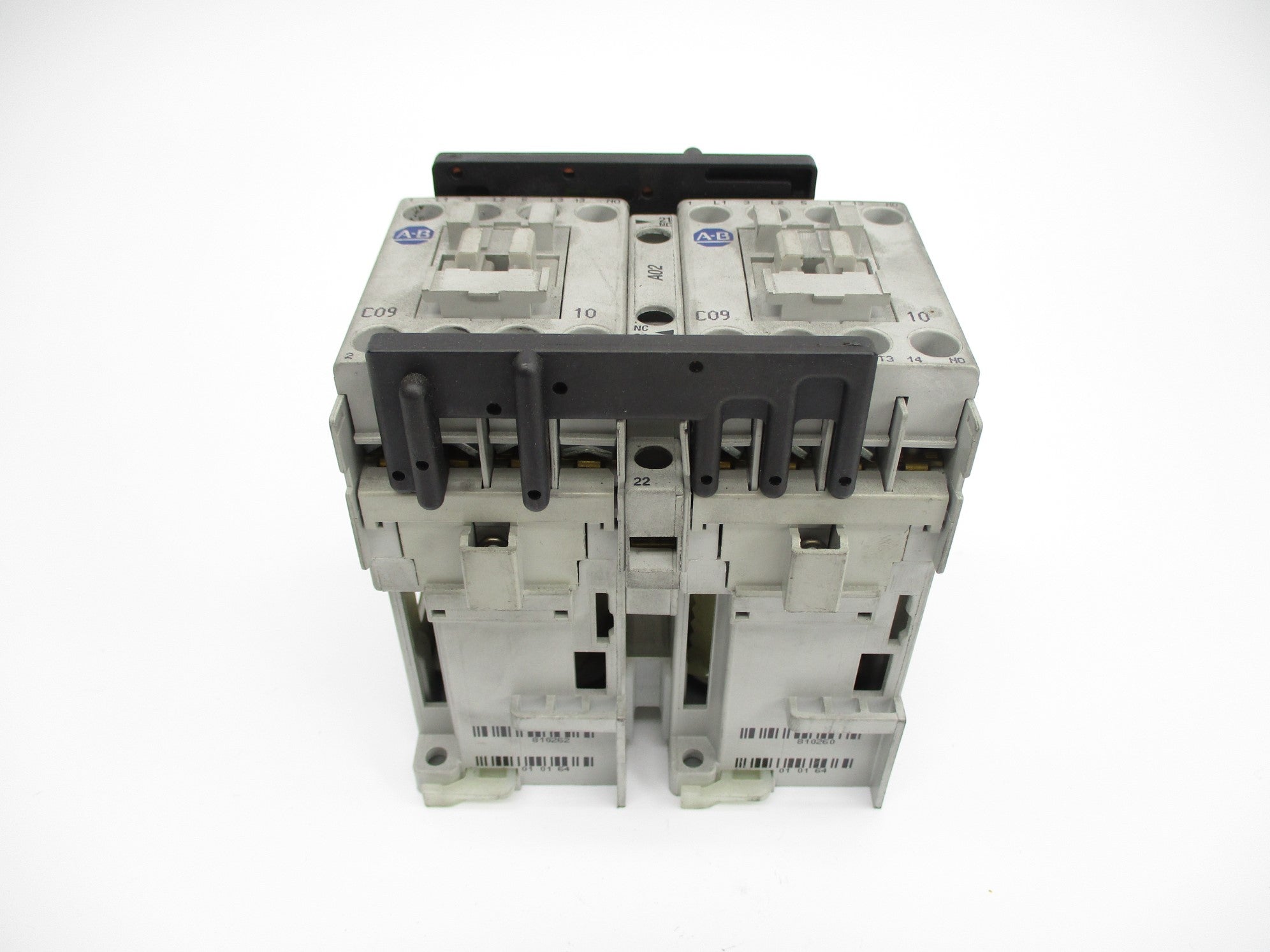 ALLEN BRADLEY 104-C09DJ22 SER. B 24VDC UNMP