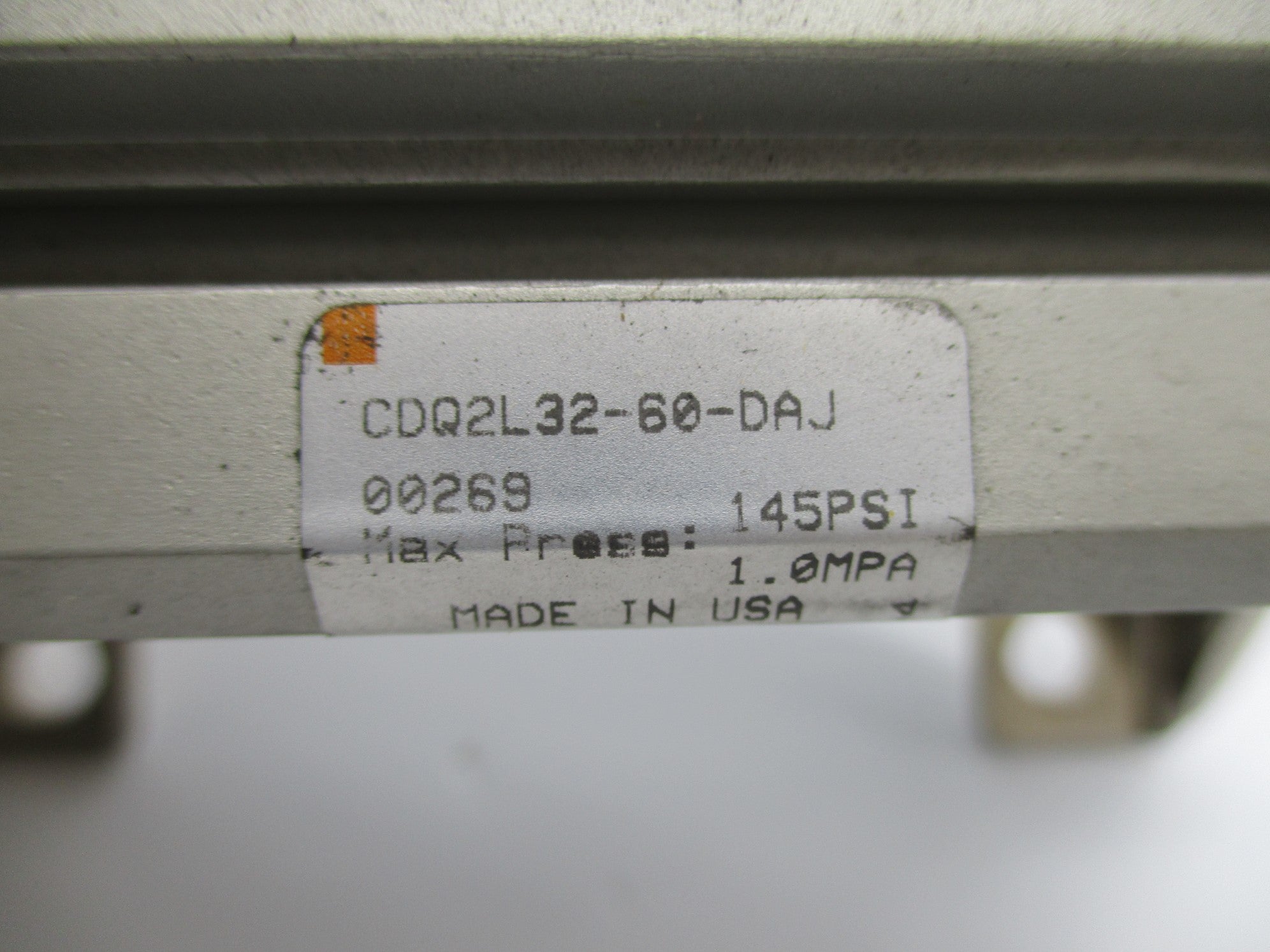 SMC CDQ2L32-60-DAJ 145PSI UNMP