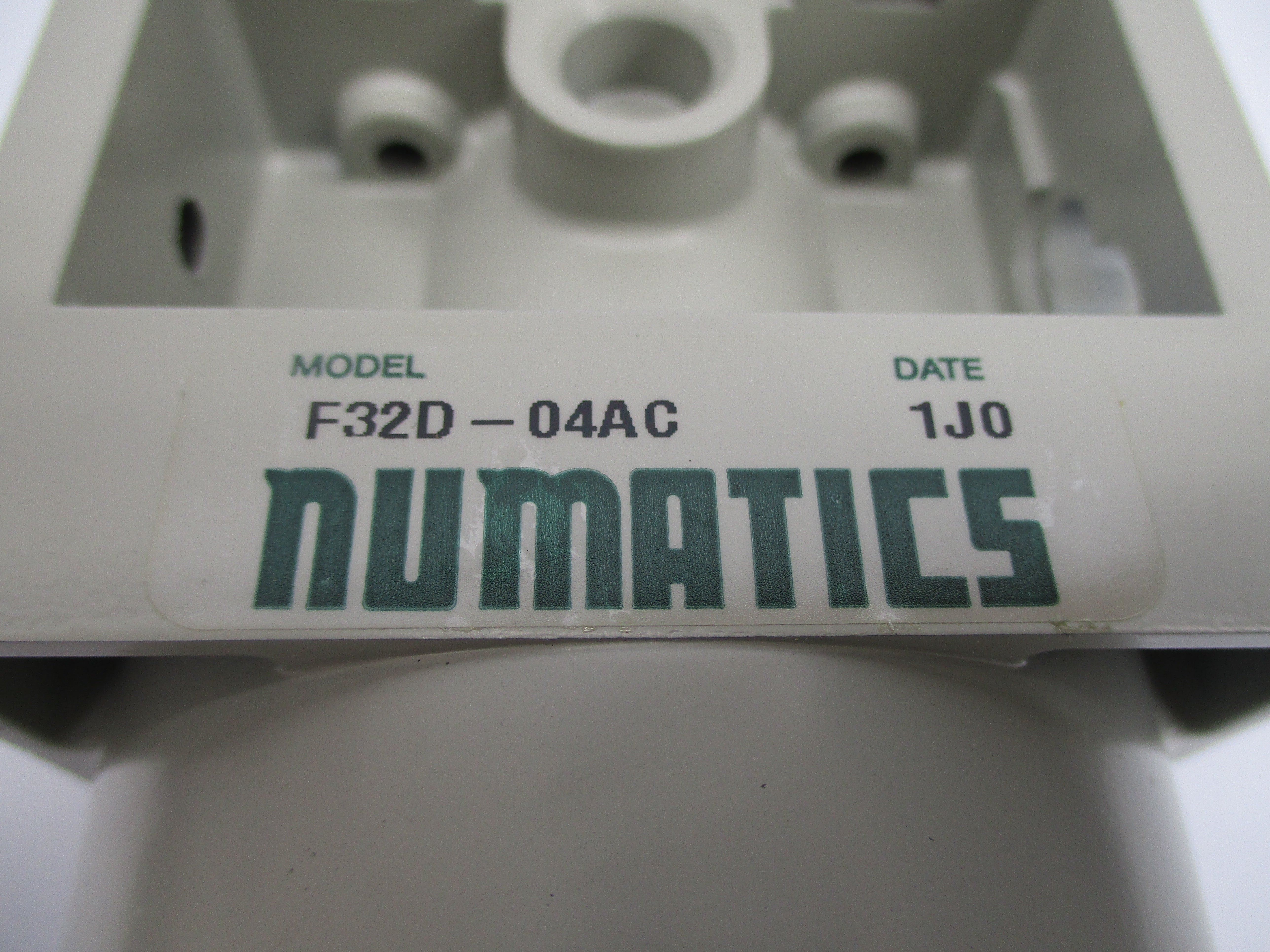 NUMATICS F32D-04AC NSNP