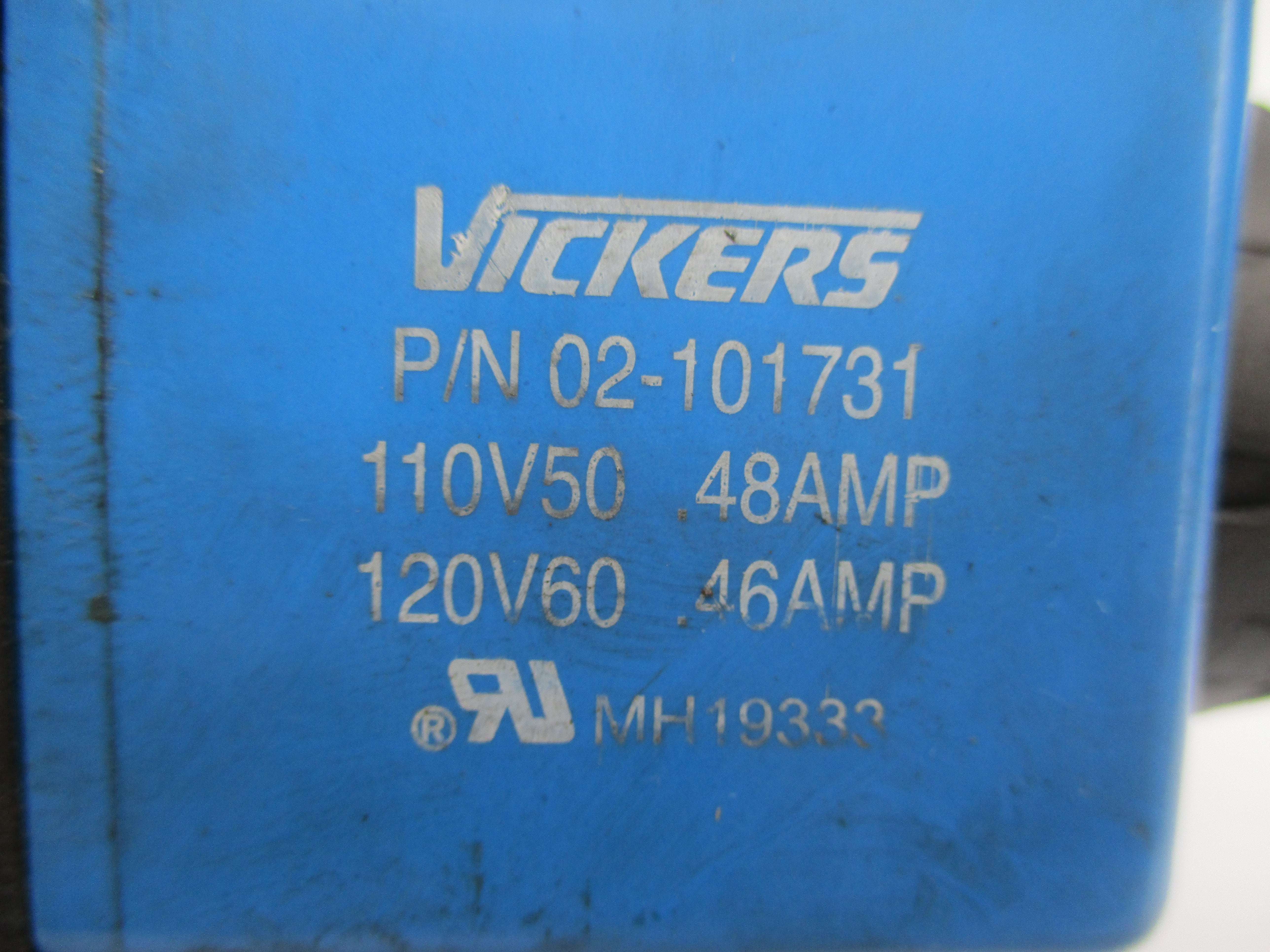 EATON DG4V3S2NMFWB560 02-109577 5000PSI 110/120V (AS PICTURED) NSNP