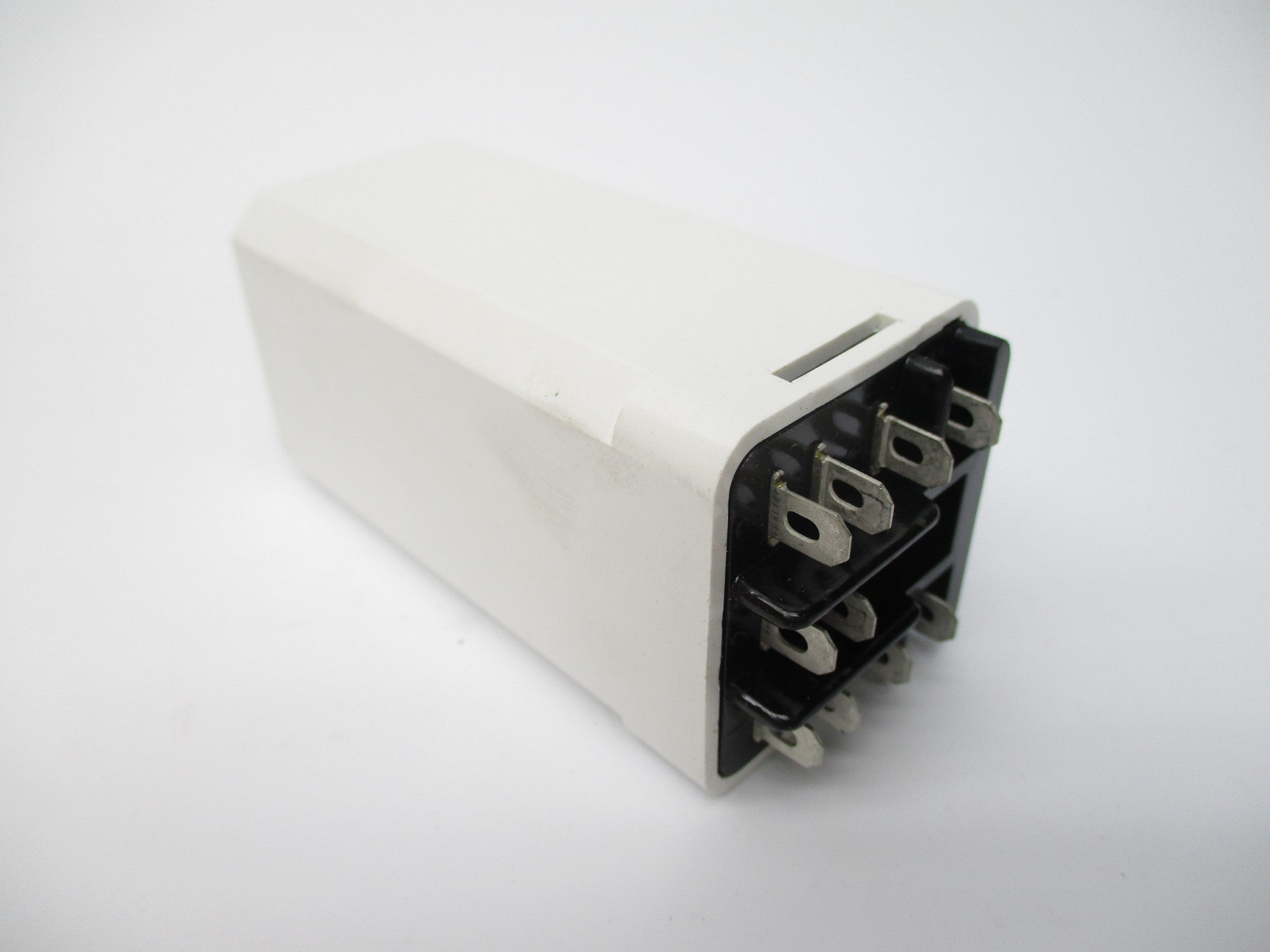 ALLEN BRADLEY 700-HS12BU120 SER. A 1.0S-100S 120VAC/DC (WH) NSMP