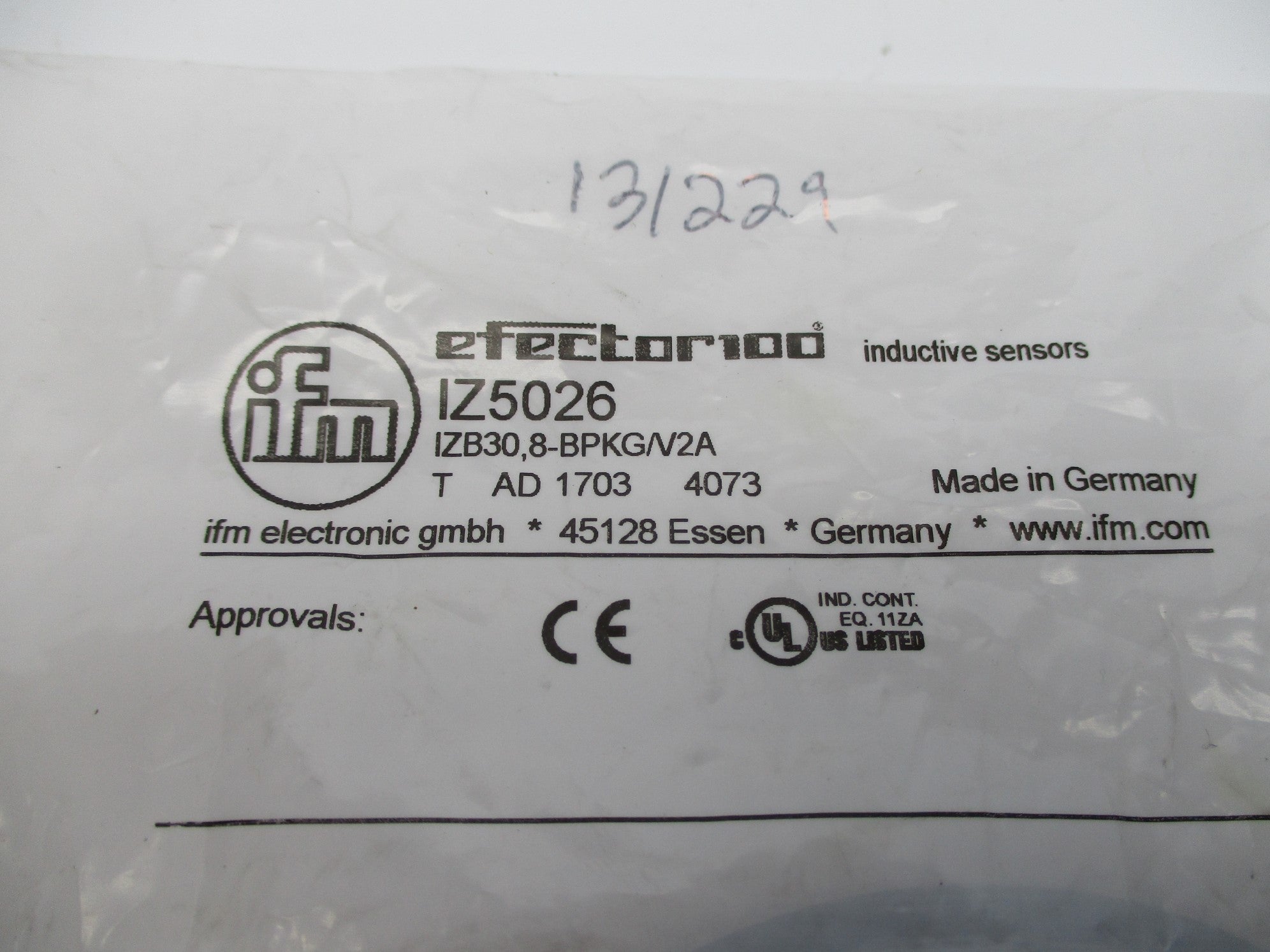 IFM EFECTOR IZB30,8-BPKG/V2A IZ5026 NSMP