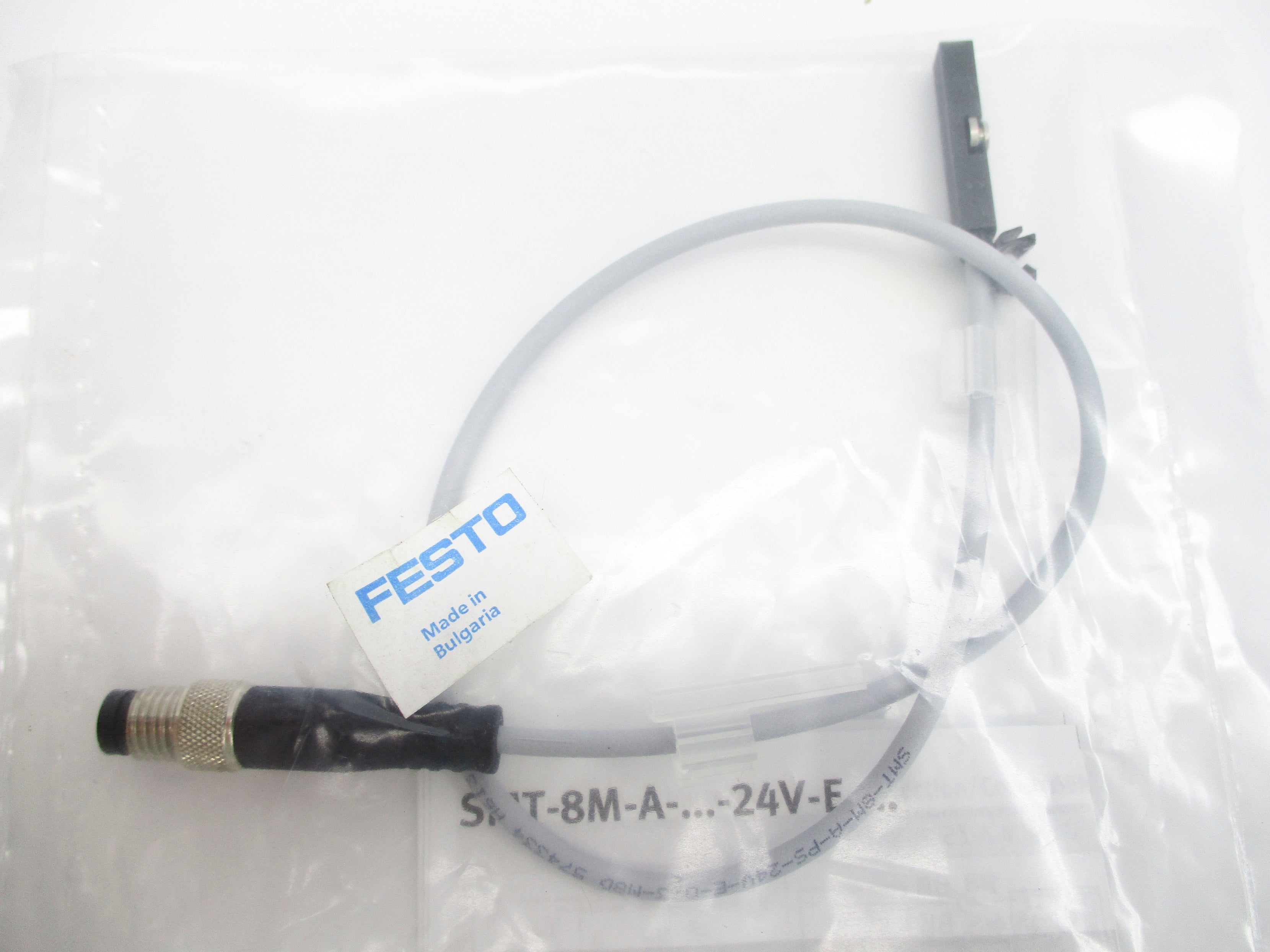 FESTO SMT-8M-A-PS-24V-E-0,3-M8D/574 NSMP