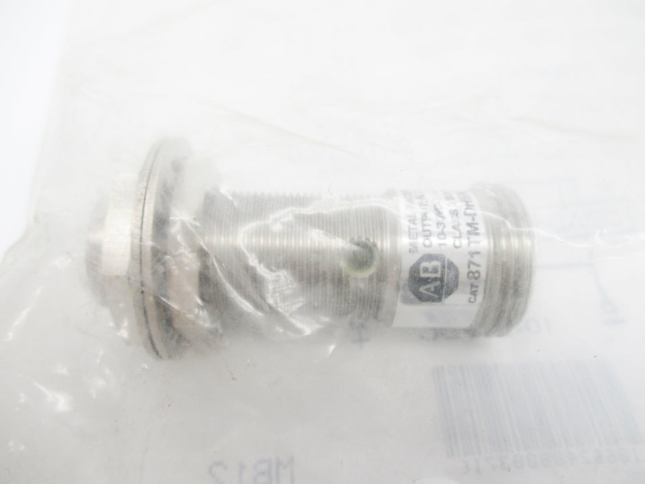 ALLEN BRADLEY 871TM-DH5NP18-N4 SER. A NSMP