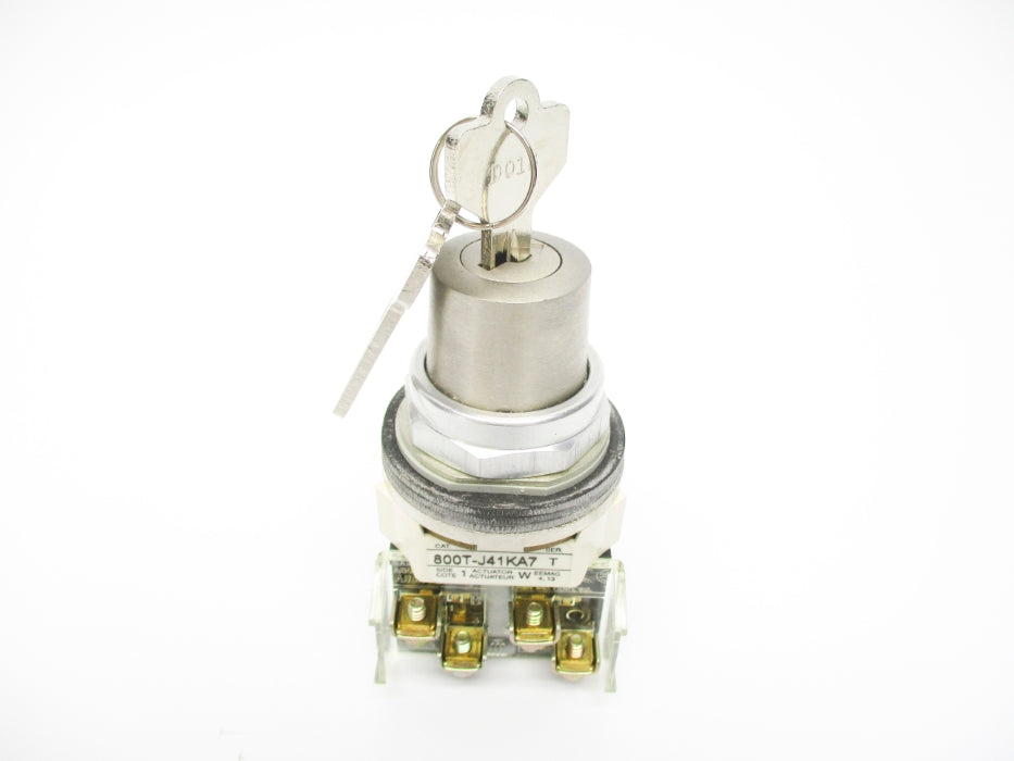 ALLEN BRADLEY 800T-J41KA7B SER. T (WH) NSMP