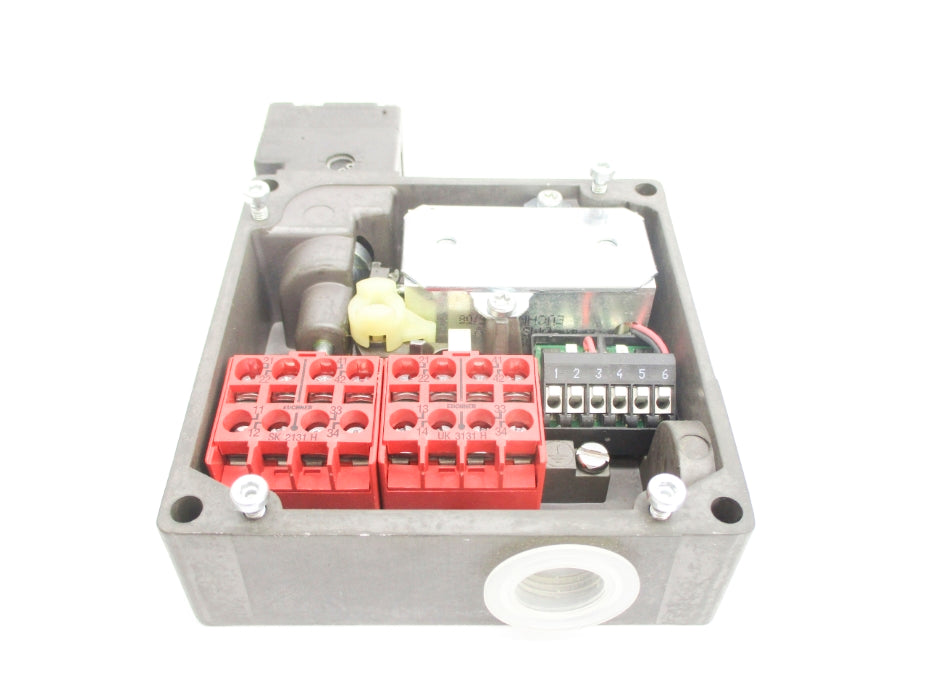 EUCHNER TZ1LE024MVAB 083963 (AS PICTURED) NSMP
