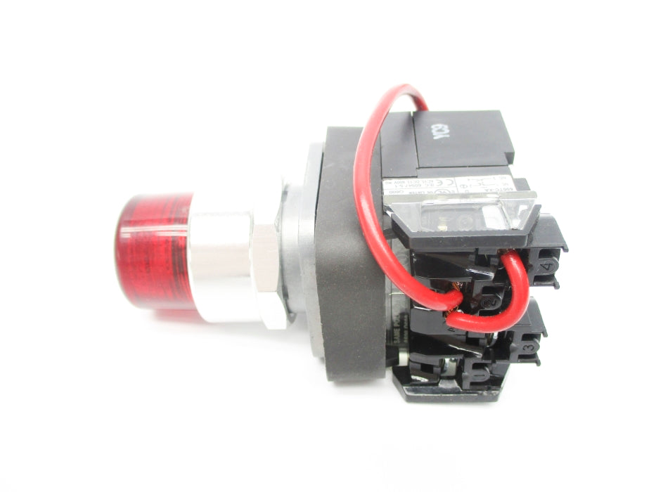 ALLEN BRADLEY 800TC-QBH2R SER. U (WH) NSMP