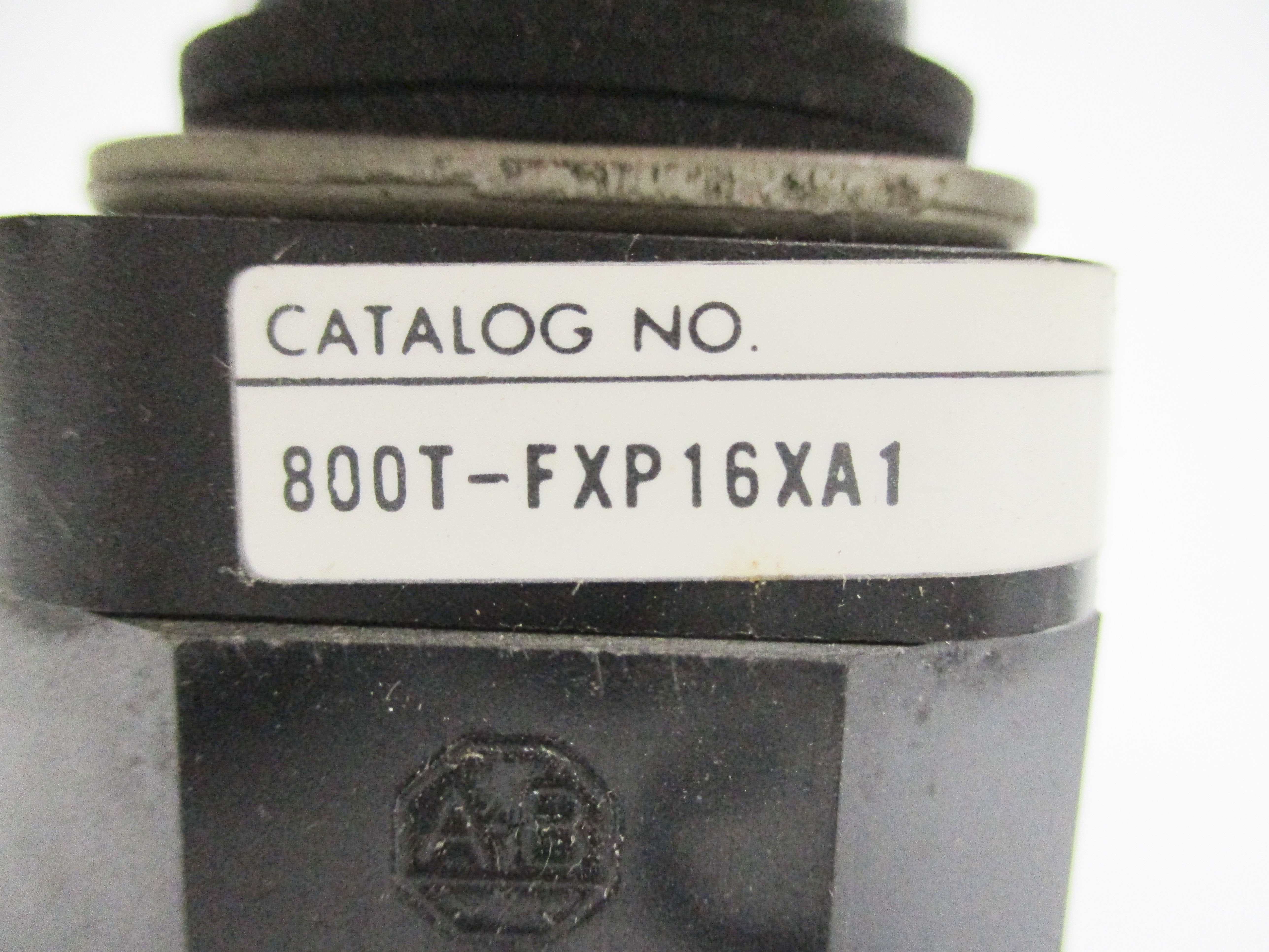 ALLEN BRADLEY 800T-FXP16XA1 SER. N NSNP