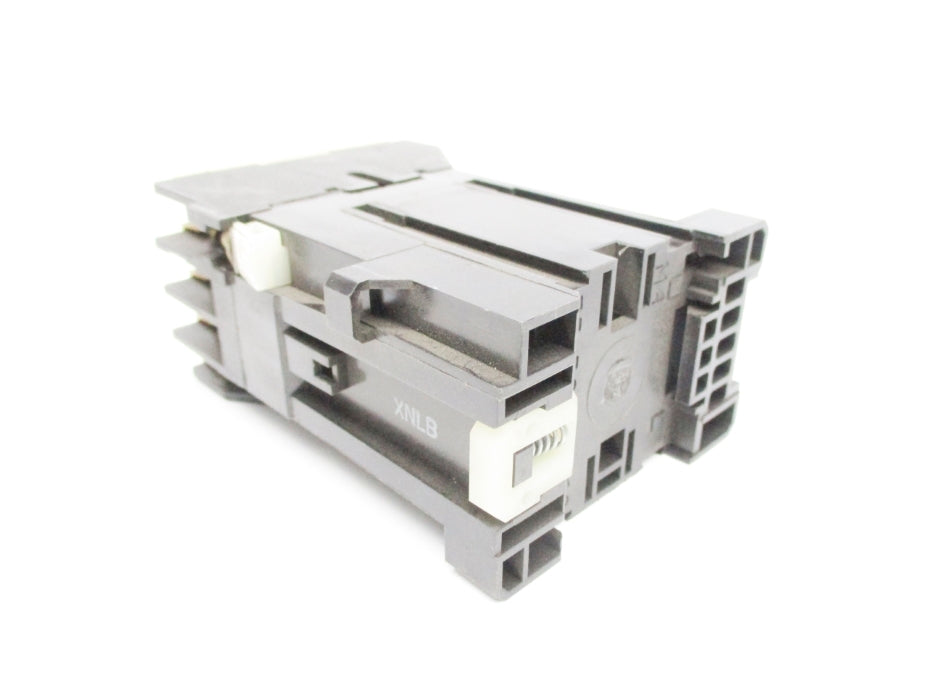 INDUSTRIAL SPARE PART 700DC-F220J SER. B 24VDC (AS PICTURED) NSNP