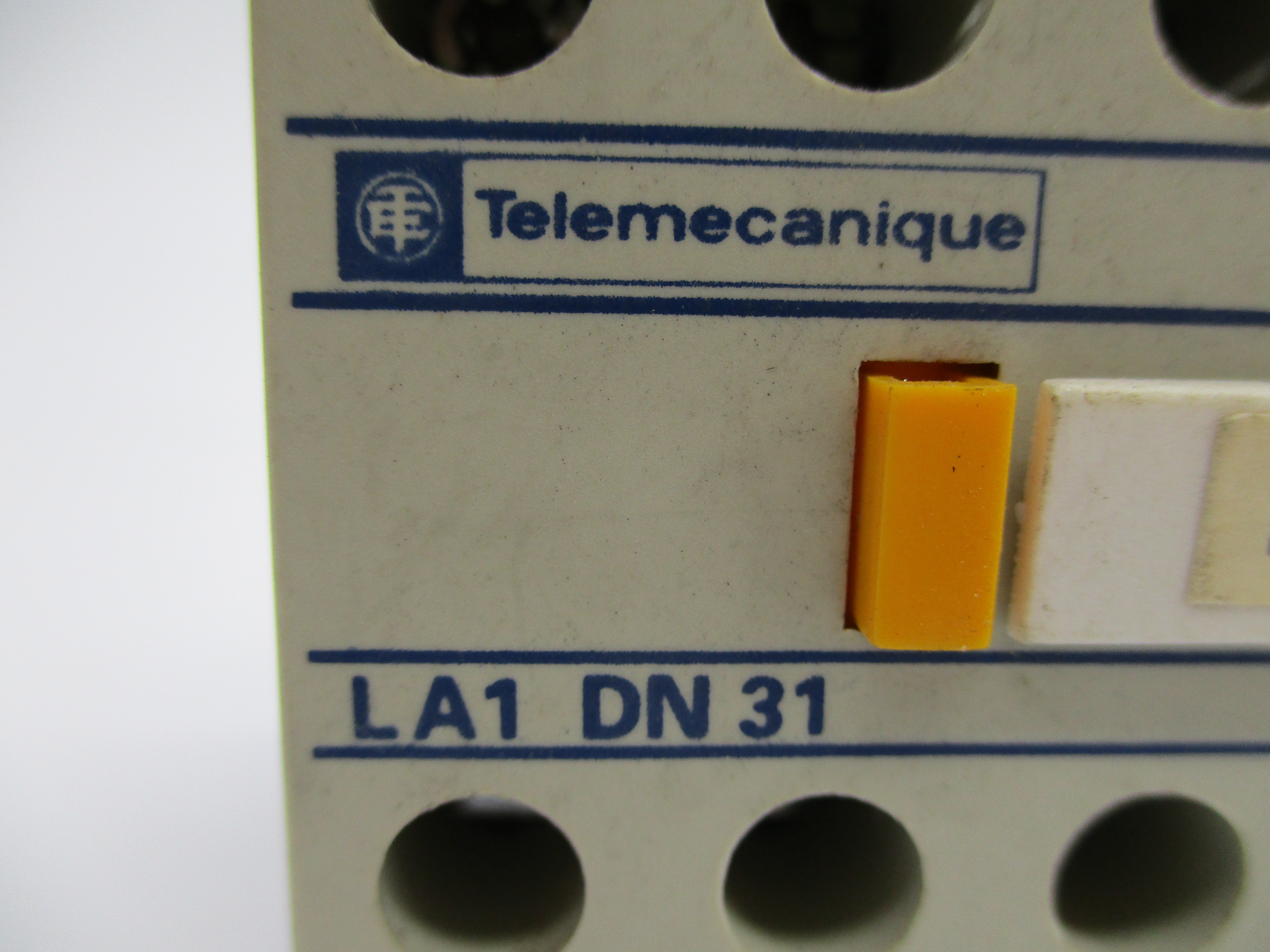 TELEMECANIQUE LA1DN31 UNMP