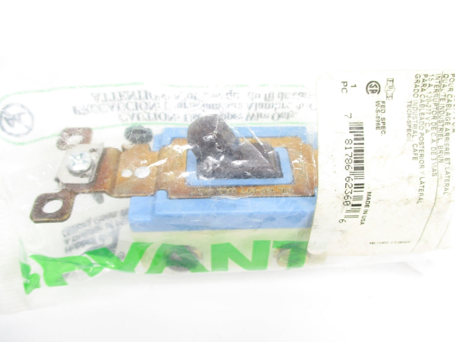 BRYANT 4803 120-277VAC 15A NSMP
