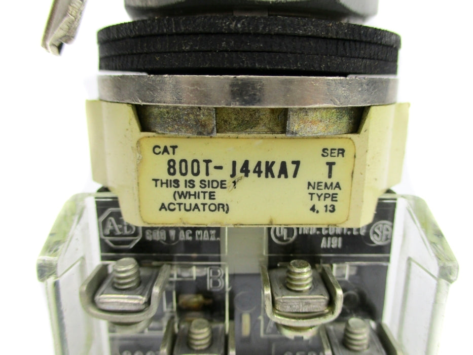ALLEN BRADLEY 800T-J44KA7 SER. T NSNP