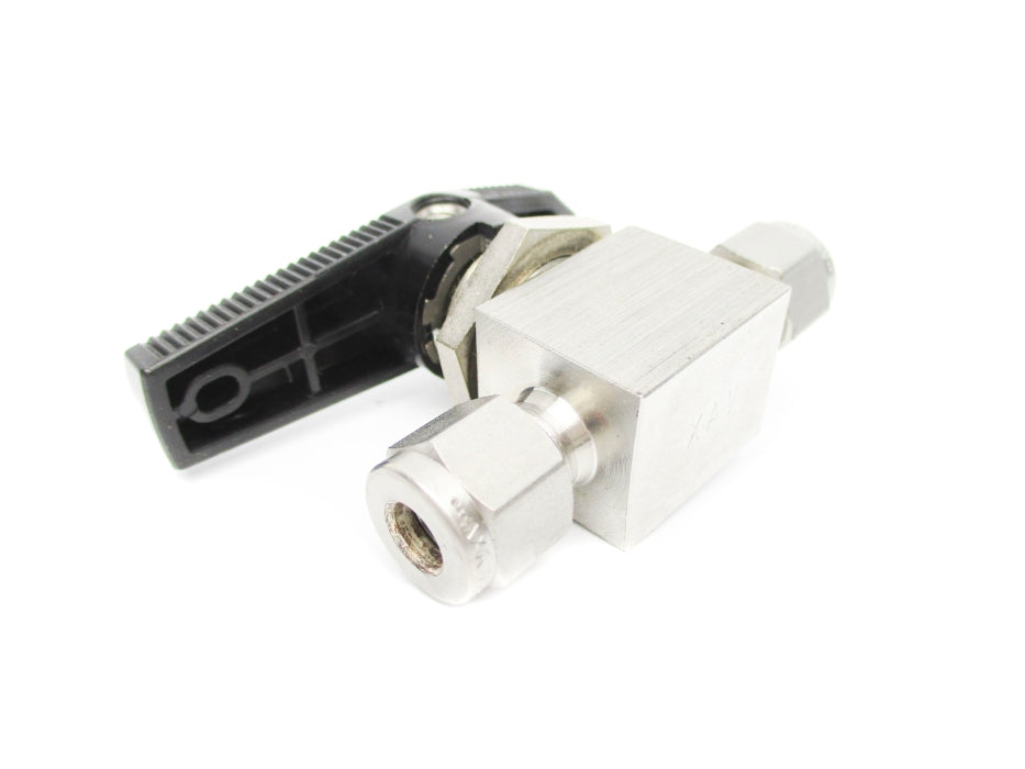 SWAGELOK SS-43GS4 3000PSI NSNP
