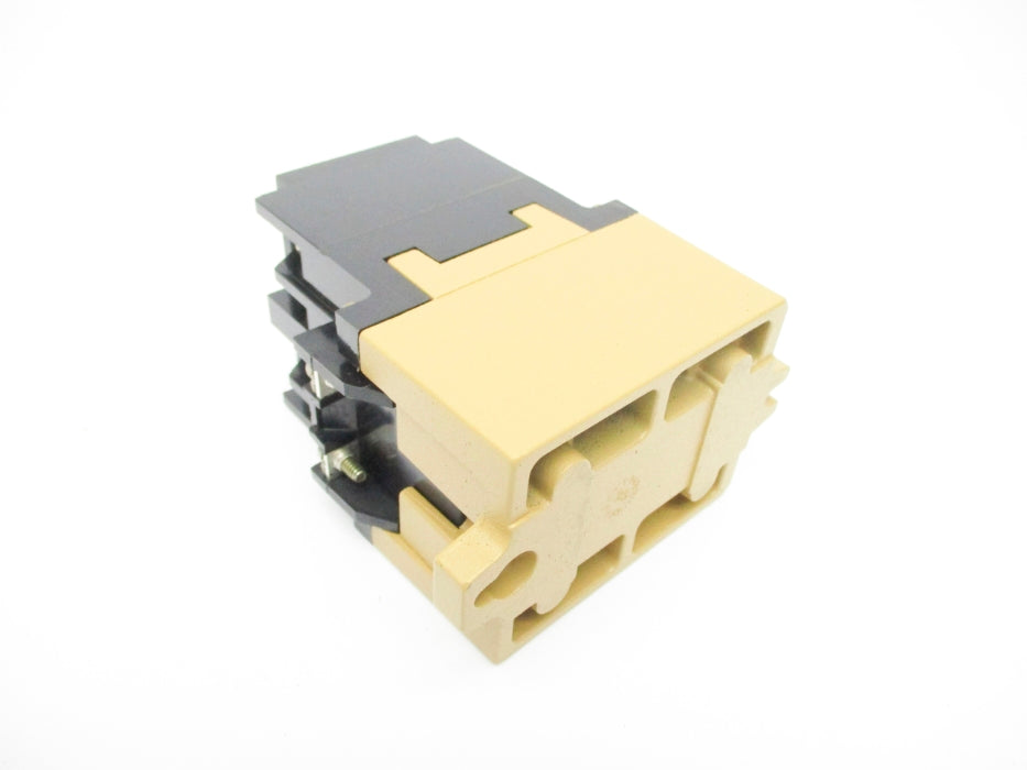 ALLEN BRADLEY 700-P400A1 SER. B 110/115-120V (BK/YL) NSMP