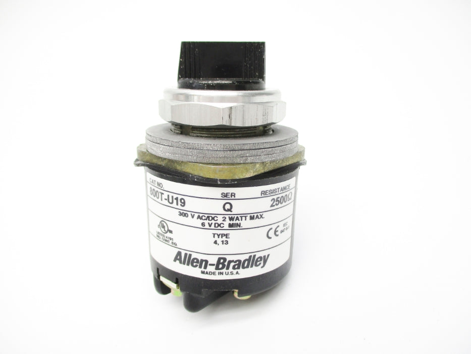 ALLEN BRADLEY 800T-U19 SER. Q 300VAC/DC (WH) NSMP