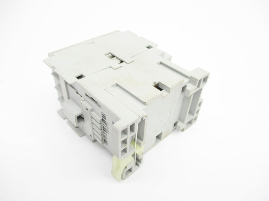 ALLEN BRADLEY 700-CF040D SER. A 110/120V NSNP