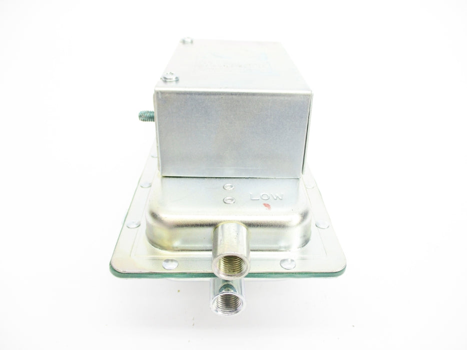CLEVELAND CONTROLS AFS-145-362 1/2PSI 0.5"-12.0"W.C. -40-180F NSNP