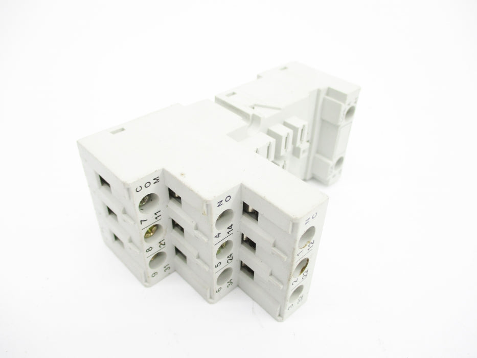 ALLEN BRADLEY 700-HN153 SER. B UNMP