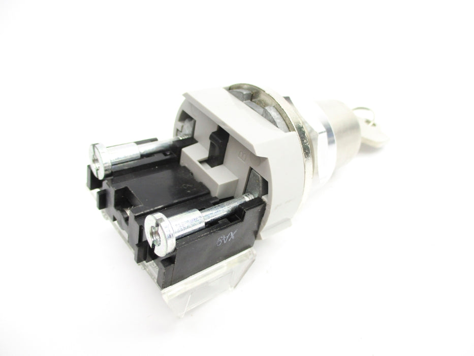 ALLEN BRADLEY 800T-J44 SER. T NSNP