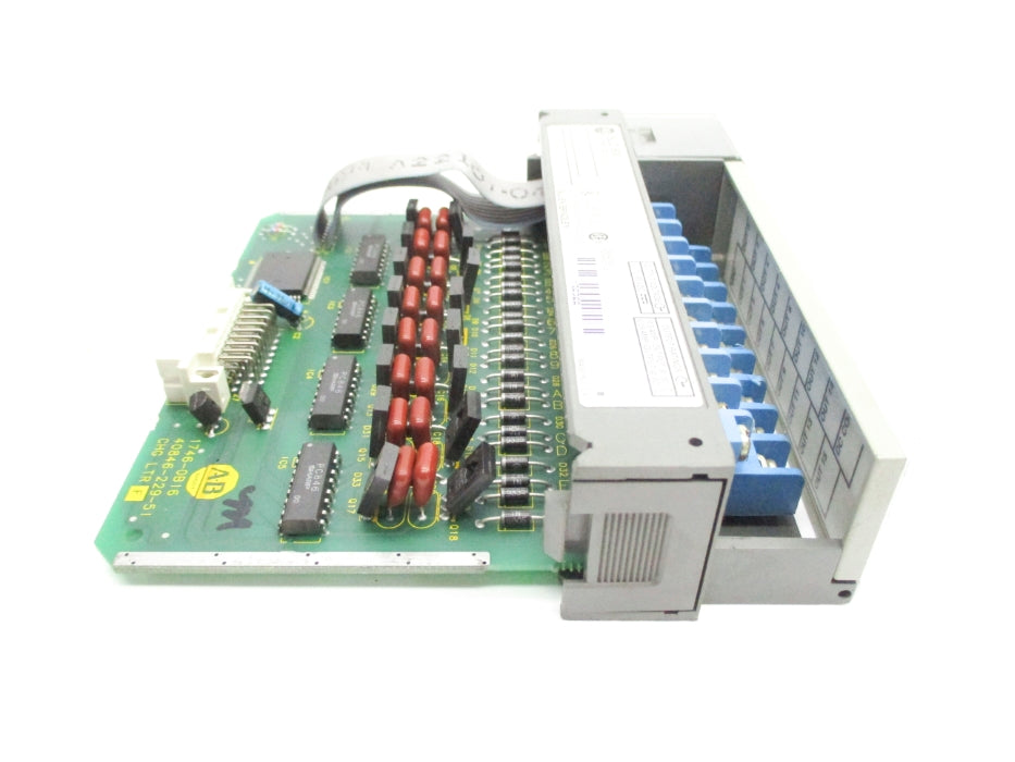 ALLEN BRADLEY 1746-OB16 SER. C NSNP