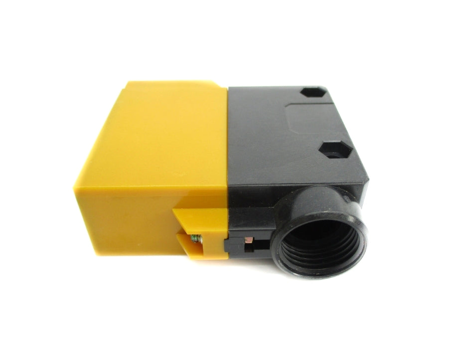 OMRON E3A2-XCM4T 250VAC 3A NSNP