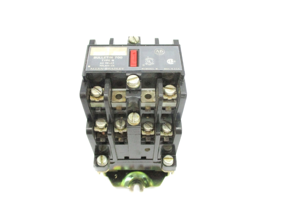 ALLEN BRADLEY 700-N800A1 SER. C UNMP