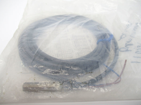 OMRON E2E-X2D1-N 12-24VDC 2M NSMP