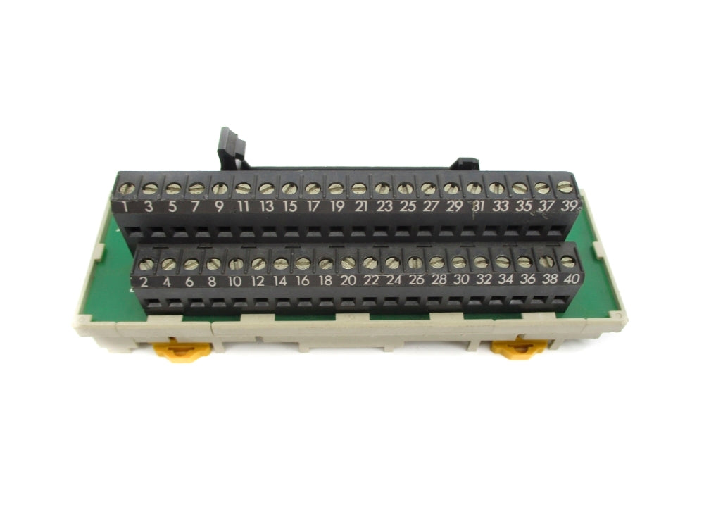 OMRON XW2B-40G4 UNMP