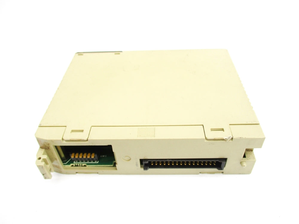 OMRON C200H-MD215 UNMP